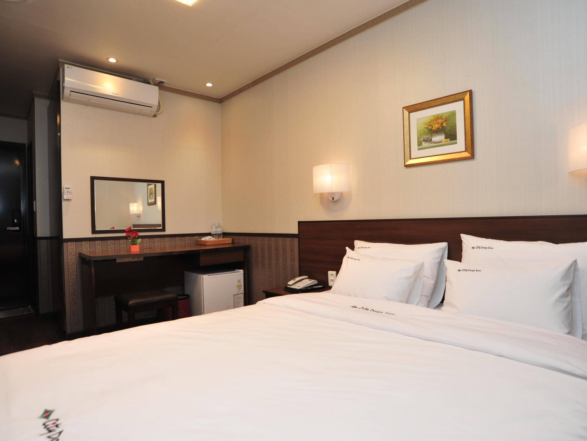 Global Inn Seoul Dongdaemun City Days Inn Zewnętrze zdjęcie