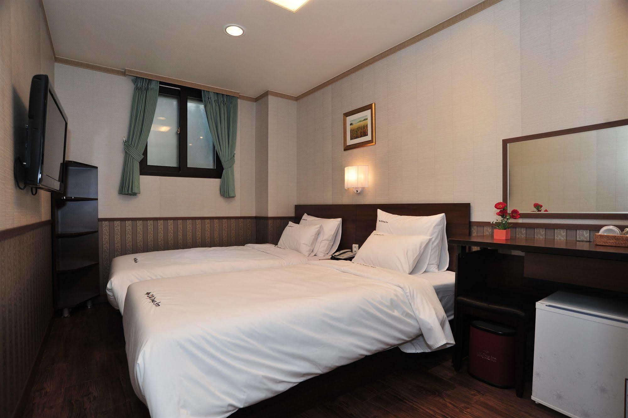Global Inn Seoul Dongdaemun City Days Inn Zewnętrze zdjęcie