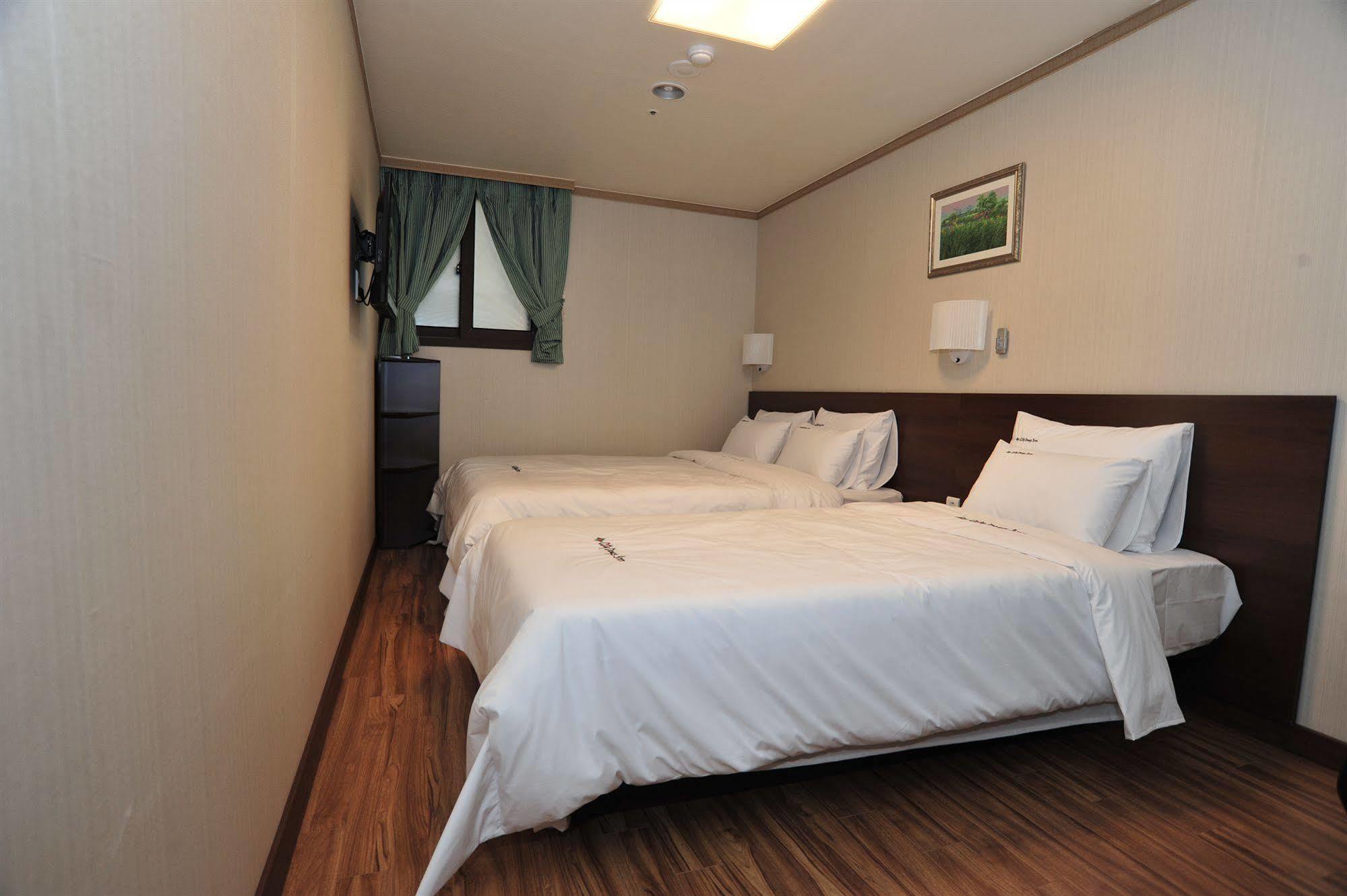 Global Inn Seoul Dongdaemun City Days Inn Zewnętrze zdjęcie