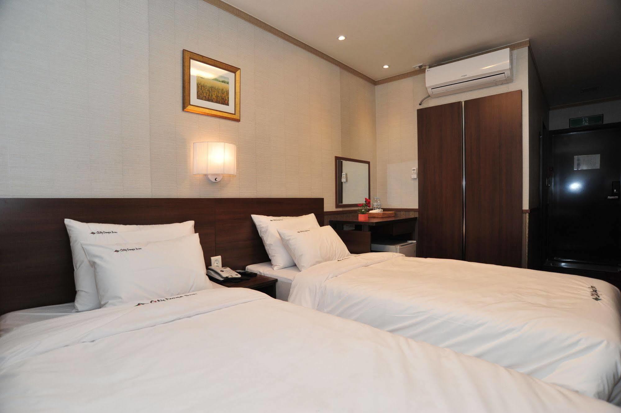 Global Inn Seoul Dongdaemun City Days Inn Zewnętrze zdjęcie