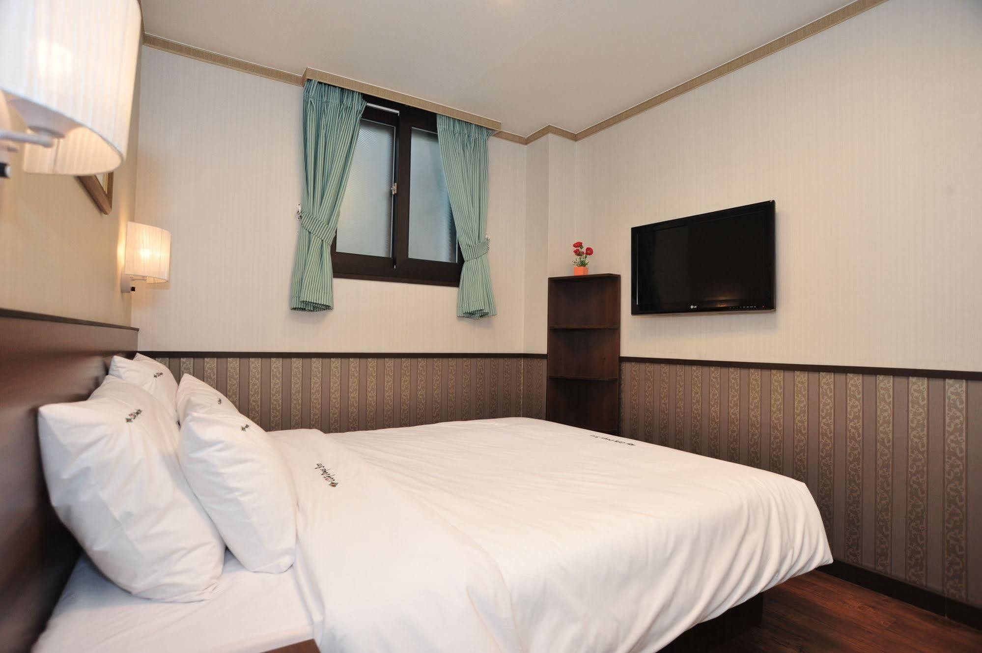 Global Inn Seoul Dongdaemun City Days Inn Zewnętrze zdjęcie