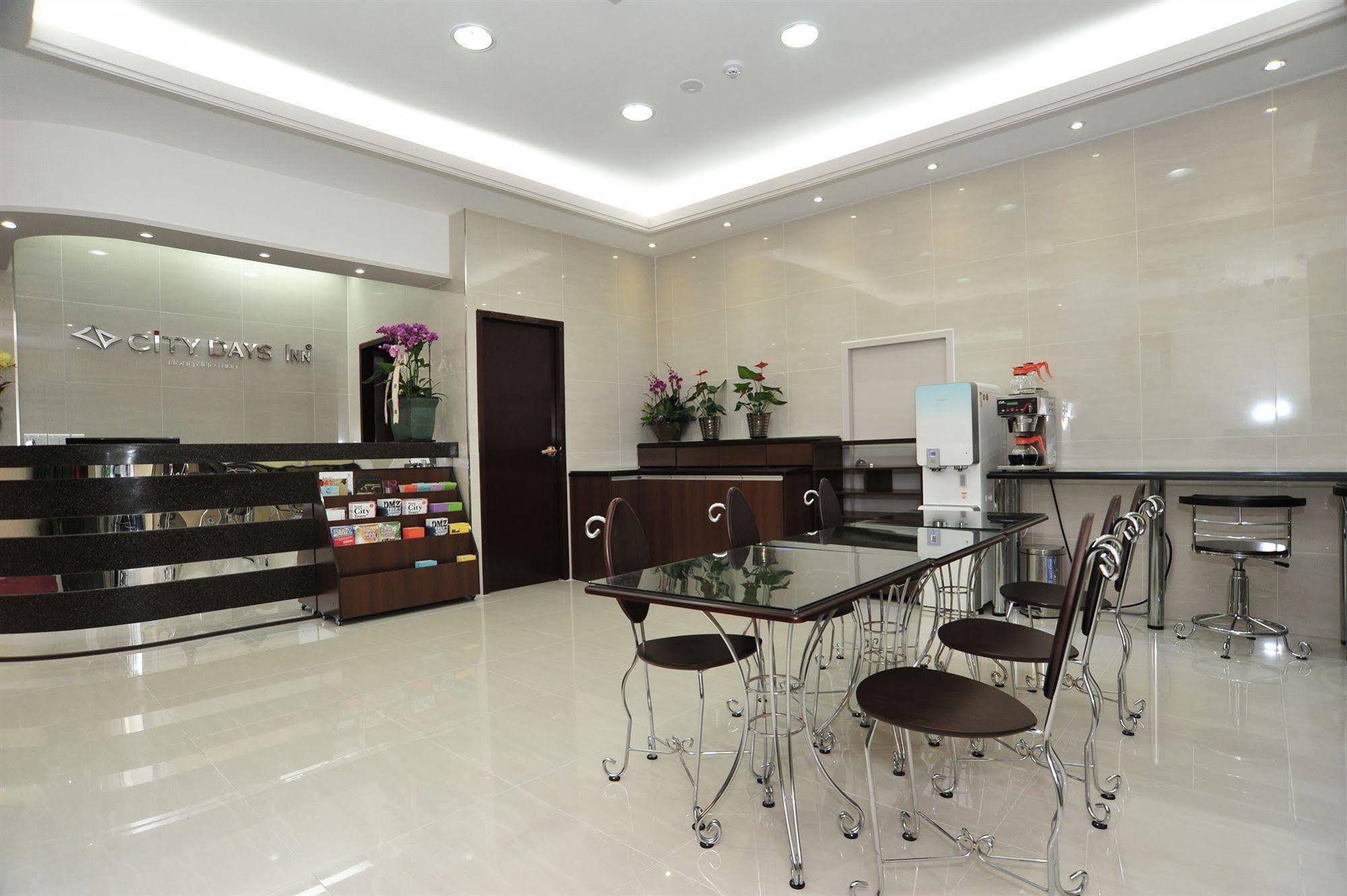 Global Inn Seoul Dongdaemun City Days Inn Zewnętrze zdjęcie
